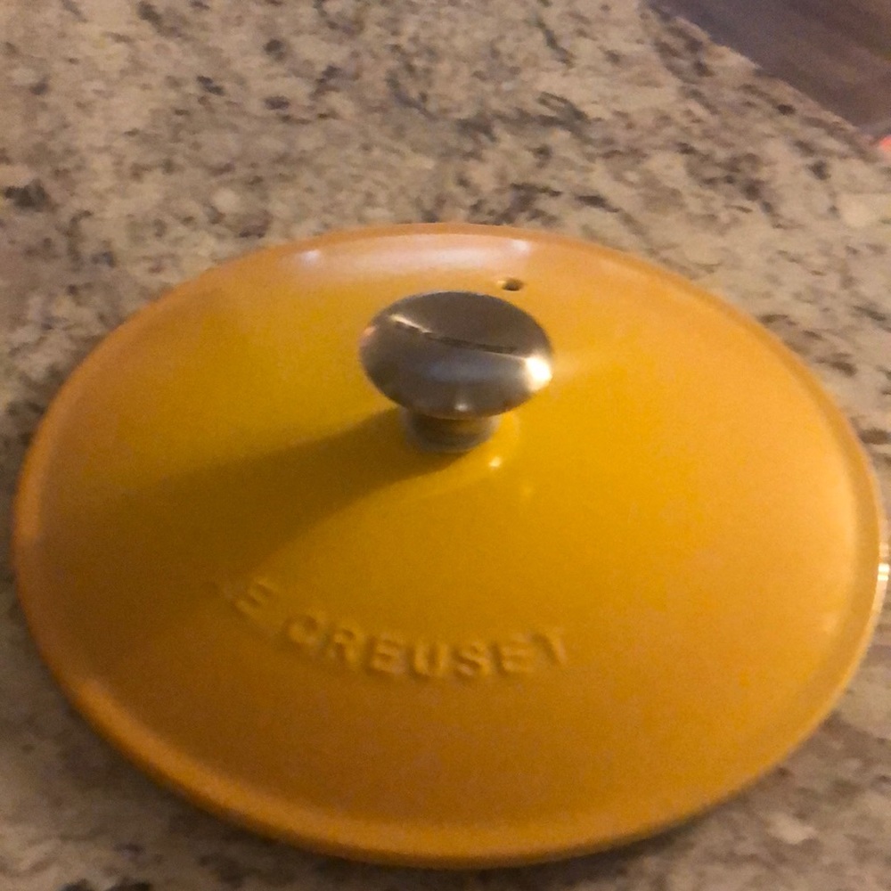 le creuset lid only